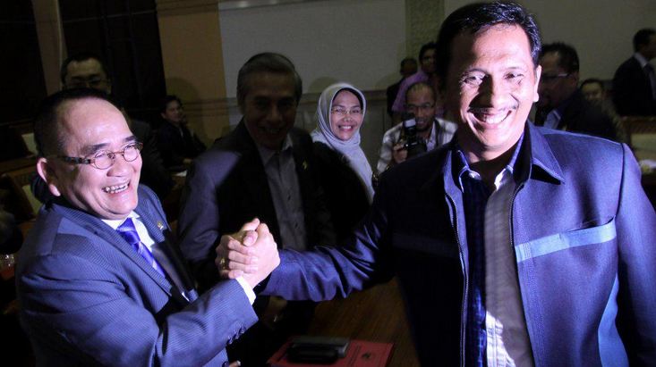 gede pasek suardika sahabat anas urbaningrum