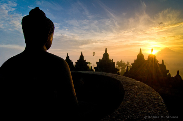 perayaan hari raya waisak di borobudur