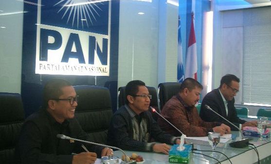 tjatur sapto edy anggap faisal basri kaum neolib