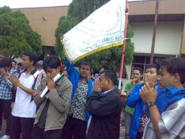 Lahan Rokan Hulu-Riau dikuasai oleh perusahan yang tidak mempunyai Izin HGU