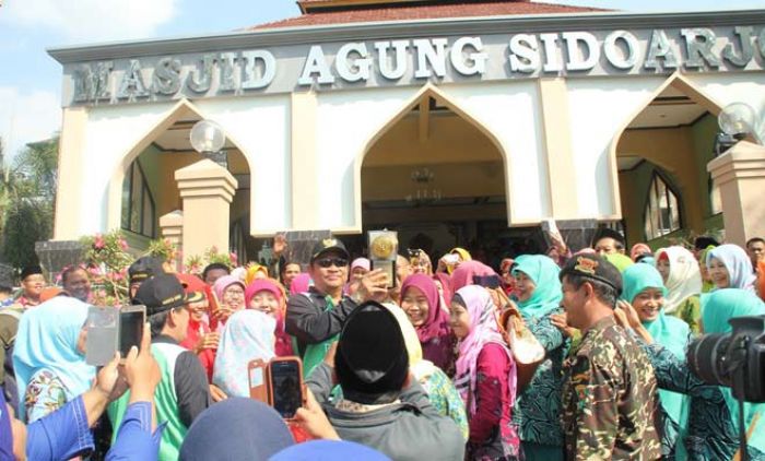 Penghargaan Adipura Kirana Dikirab Keliling Kabupaten Sidoarjo