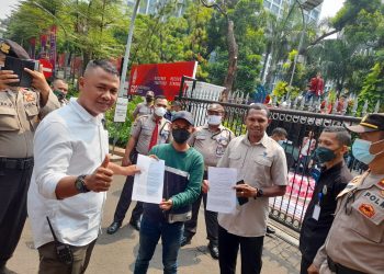 Datangi Kementrian Investasi KOMISI PETANI Mendesak Mentri Bahlil Lahadalia Cabut Izin Usaha Kelapa Sawti PT.Braham Bina Bakti