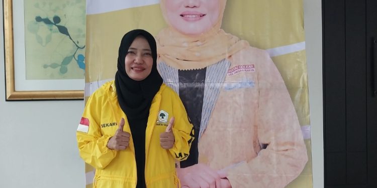 Jum’at Berkah, Sekarwati Bagikan Sayur ke Warga Malangraya
