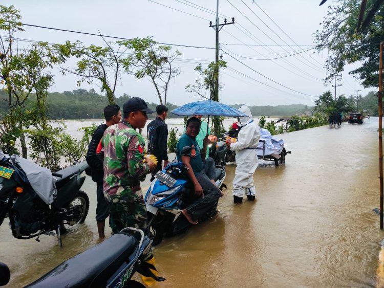 Tanpa Sinyal dan Kamera, Kapten Syafari Buktikan Pengabdian Tulus untuk Santri di Aceh