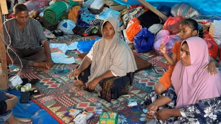 ‘Impian dan harapan kami sudah hanyut bersama banjir’ – Tahun Baru 2026 di mata para penyintas banjir-longsor Sumatra
