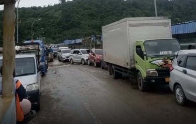KMS Desak Gubernur Copot Plt KUPTD Pelabuhan Amolengu