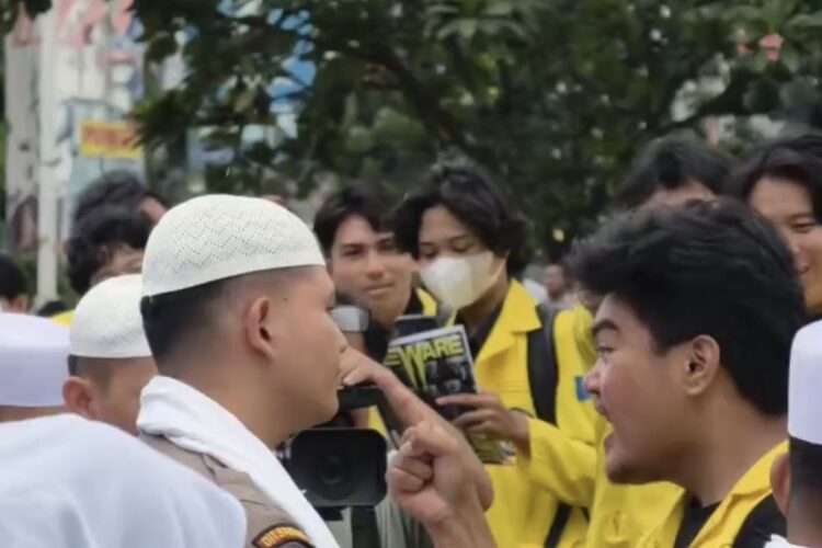 Ironi Almamater Pinjaman di Bulan Suci: Ujian Kesabaran Polri dan Etika Aktivisme