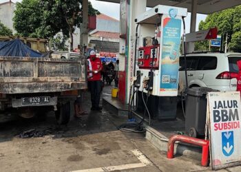 Harga BBM Nonsubsidi Naik, Bahlil Mau Cegah Pertalite-Solar Jebol