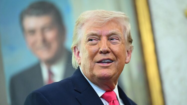 Diplomasi Buntu, Kicauan Trump di Medsos Hambat Damai AS-Iran