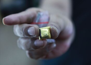 Harga Emas Termurah dalam Hampir 3 Minggu, Jual atau Beli?