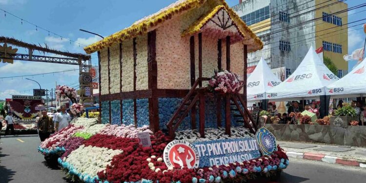 13 Negara dan Ribuan Wisatawan Meriahkan Festival Bunga Tomohon 2026