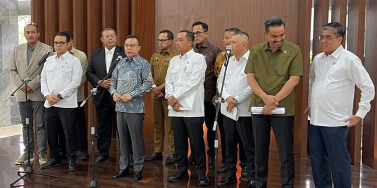 DPR-Pemerintah Finalisasi Regulasi Ojol dan Angkutan Barang, RUU LLAJ Prioritaskan Keselamatan