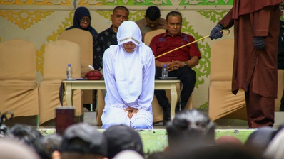 Orang Dekat Pimpinan DPR Aceh Dihukum Cambuk 22 Kali karena Berzina