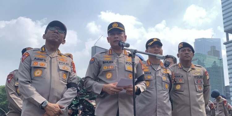 21 Orang Bawa Flare dan Bom Molotov Diamankan Jelang Demo UI, JAN Apresiasi Langkah Cepat Polri