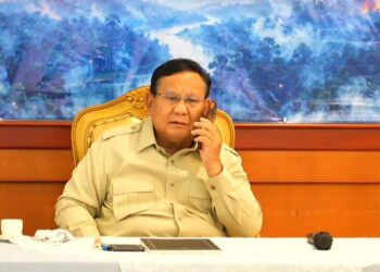 Momen Prabowo Telepon di Tengah Rapat, Minta Pengiriman Bantuan Karhutla Kalteng Dipercepat