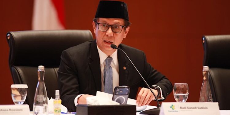 Menkes Budi Siapkan Insentif Rp30 Juta untuk Atasi Krisis Dokter Gigi