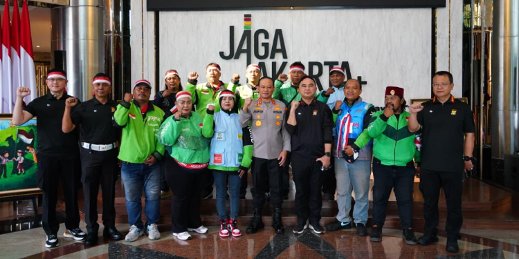 Polda Metro Hadirkan Layanan SIM Gratis hingga Servis Motor untuk Ribuan Ojol di Kopdar Kebangsaan