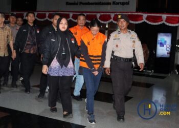 KPK Resmi Menahan Tiga Tersangka dalam Perkara Korupsi Digitalisasi SPBU Pertamina