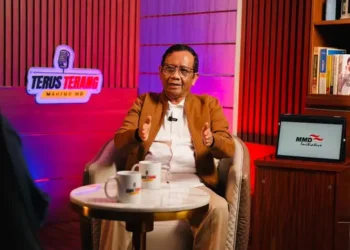 Mahfud MD: “Menteri Prabowo Agak Lemah”, Kabinet Bayangan Jadi Pengingat