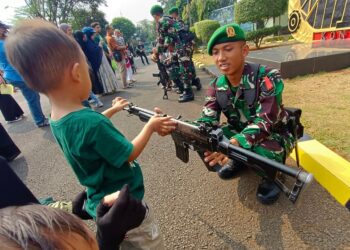 Survei Poltracking: Kepuasan Publik ke TNI Tertinggi, DPR Terendah