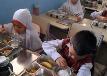 Anggaran MBG 2027 Dipangkas Rp30 Triliun, BGN Tetap Bidik 72,4 Juta Penerima